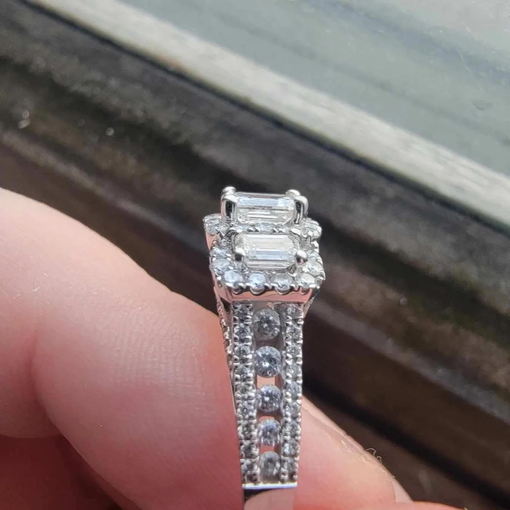 Wedding ring - Picture 5 of 11